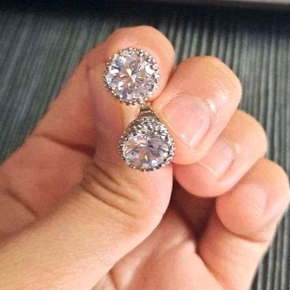 Silver stud Rhinestone earrings Dainty simple sparkly Prom wedding 💖2/$30 - Picture 14 of 15